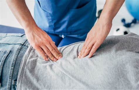 Stratégies de gestion de la douleur pour la scoliose : Méthodes et techniques efficaces pour gérer la douleur associée à la scoliose