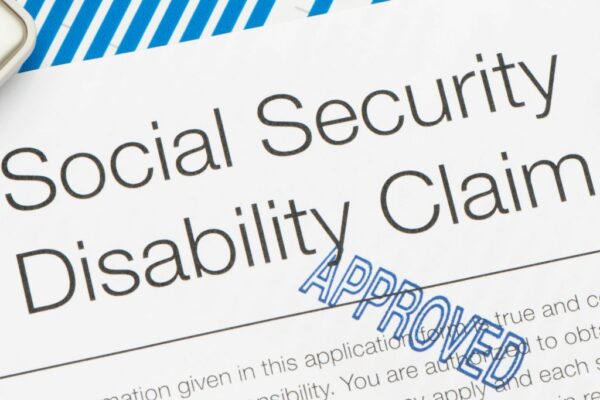 Conseguir una incapacidad por escoliosis leve