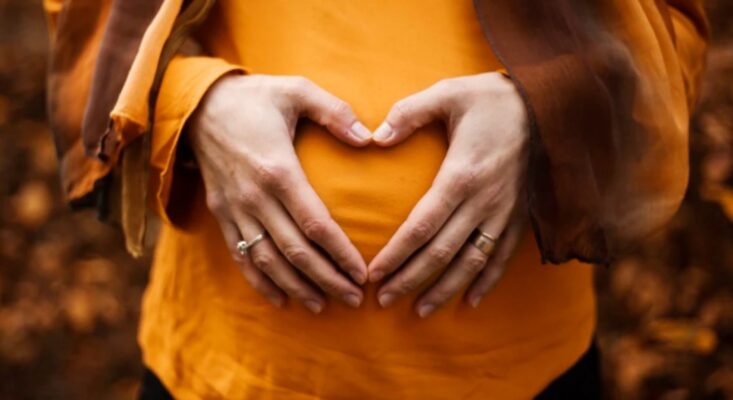 ¿Afecta la escoliosis al embarazo?